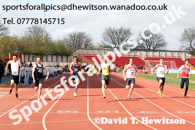 Mens 100 metres, Gateshead Open Medal Meeting. Photo: David T. Hewitson/Sports for All Pics